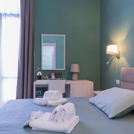 Le Suite Crotone Extérieur photo