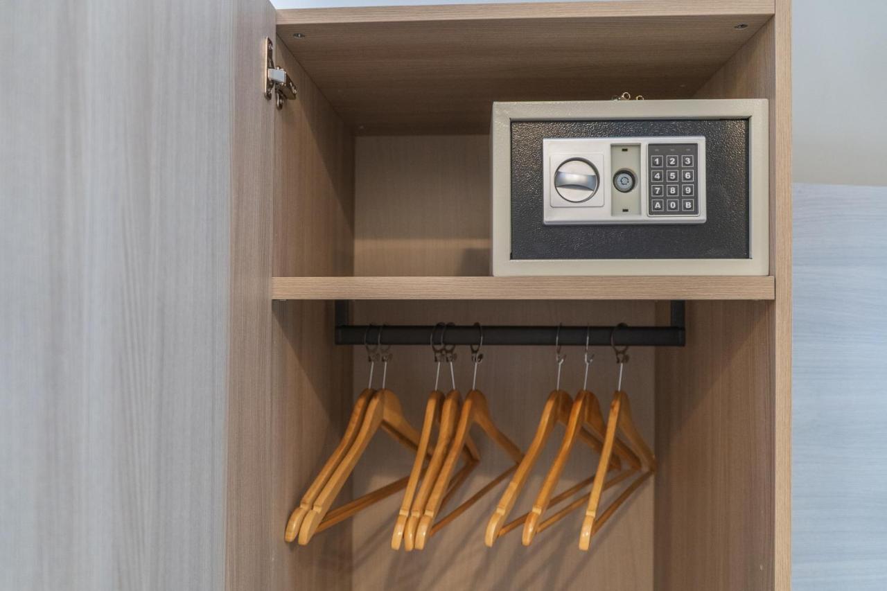 Le Suite Crotone Extérieur photo